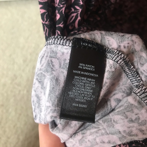 Express Black and Pink Floral Long Sleeve Dress - Picture 8 of 9